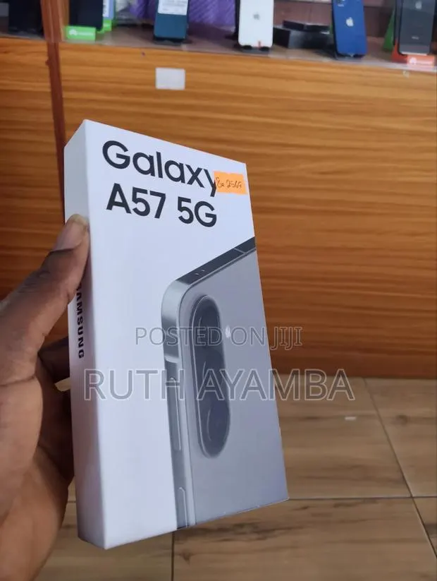 New Samsung Galaxy A57 256 GB Gray · Photo 1
