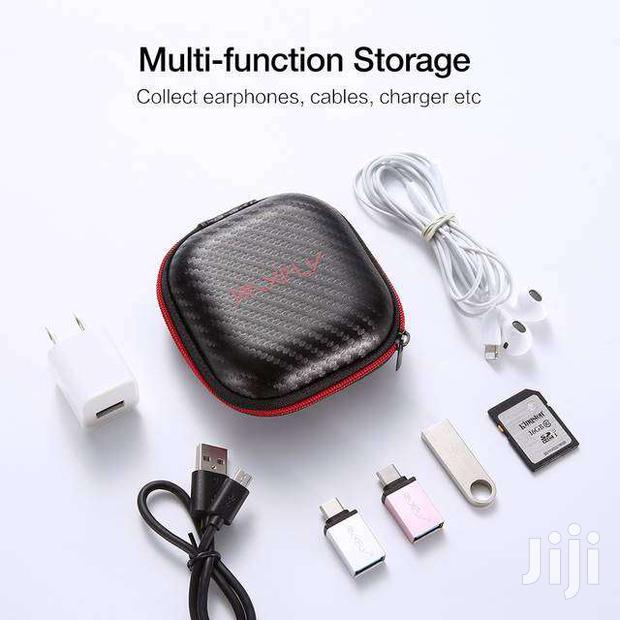 Ear Phone and Power Cables Pouch (Hard Cover) · Photo 4