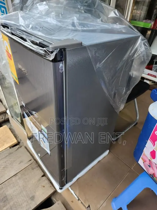 Spacious Table Top Refrigerator · Photo 1