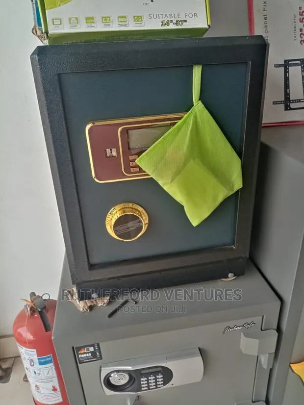 Fireproof Money Safe · Photo 1