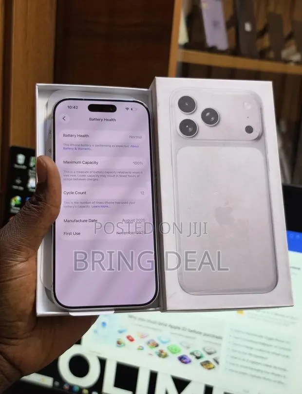 Apple iPhone 17 Pro Max 512 GB White · Photo 1