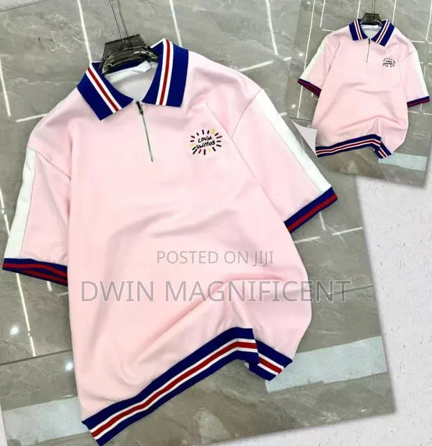 Vintage Club Tee Shirt and More · Photo 1