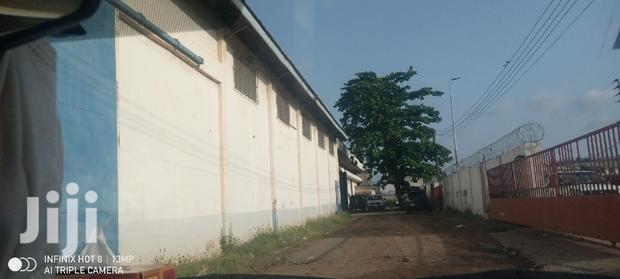 900 Sqm Warehouse Nia For Rent · Photo 1