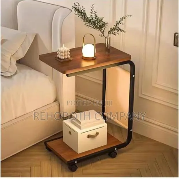 Quality Side Table · Photo 1