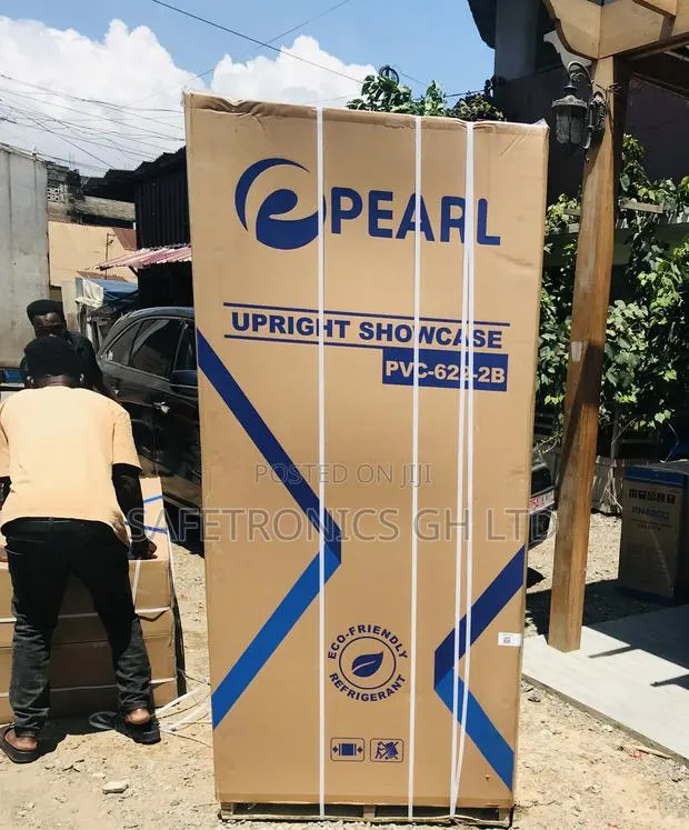 Essential PVC-622 Display 500 Liters Glass 2 Doors Pearl · Photo 1