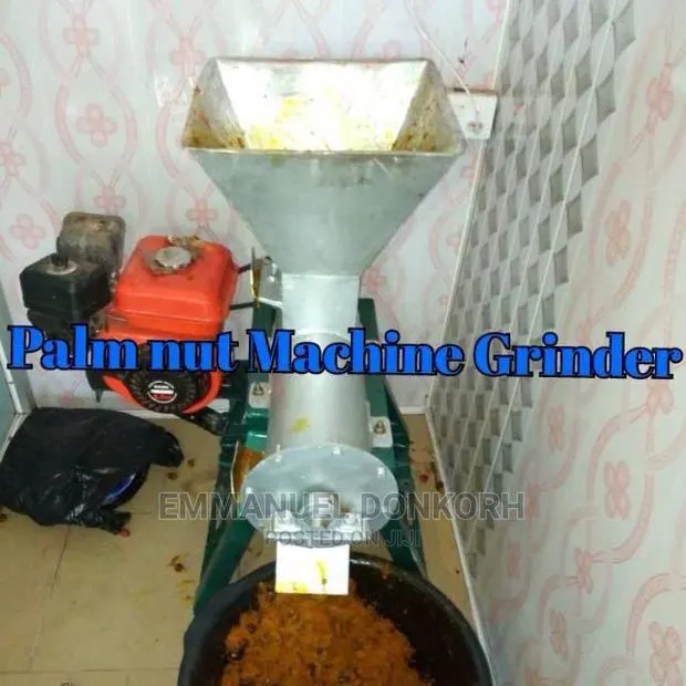 Palm Nut Grinder for Soup · Photo 1