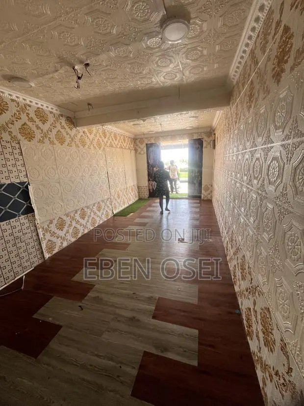 Shop for Rent at Dansoman-KFC Areas · Photo 4