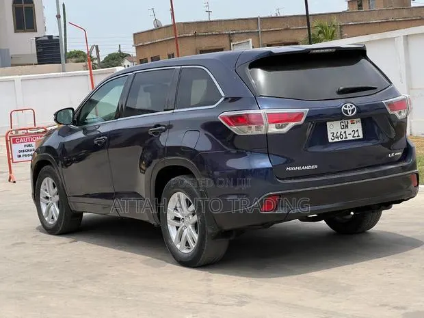Toyota Highlander 2017 Blue · Photo 1