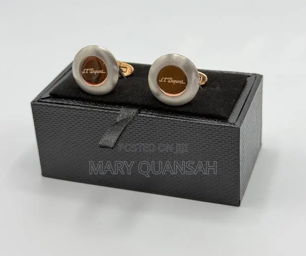 Cufflinks Available in Different Designs · Photo 1