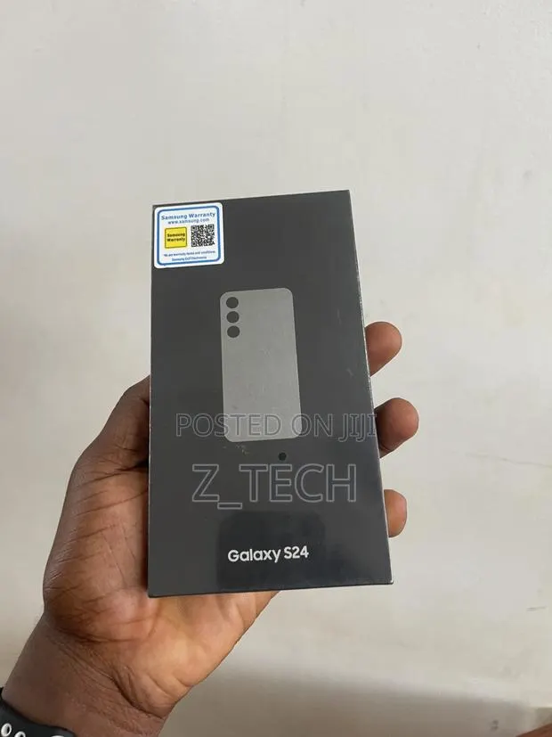 New Samsung Galaxy S24 128 GB Gray · Photo 1