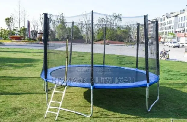 10ft Trampoline · Photo 2