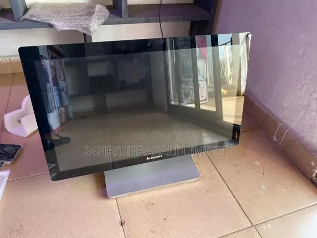 Desktop Computer Lenovo ideacentre 720 16GB Intel Core i5 SSD 1T · Photo 1