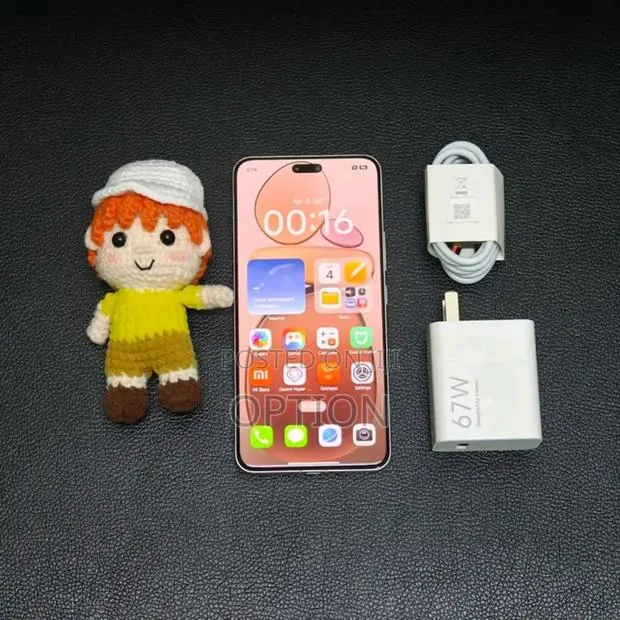 Xiaomi Civi 4 Pro 512 GB Gray · Photo 1