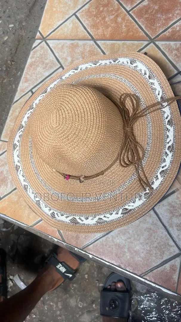 Ladies Straw Hat or Beach Hat Available Bbmmddii · Photo 1