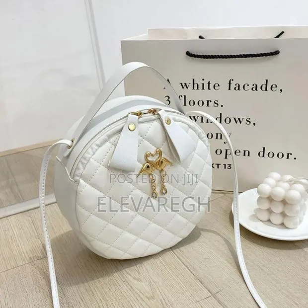 Shoulder Mini Bag in White Colour Only · Photo 1