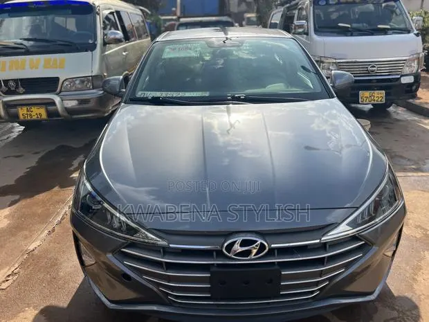 Hyundai Elantra SE 2019 Gray · Photo 1
