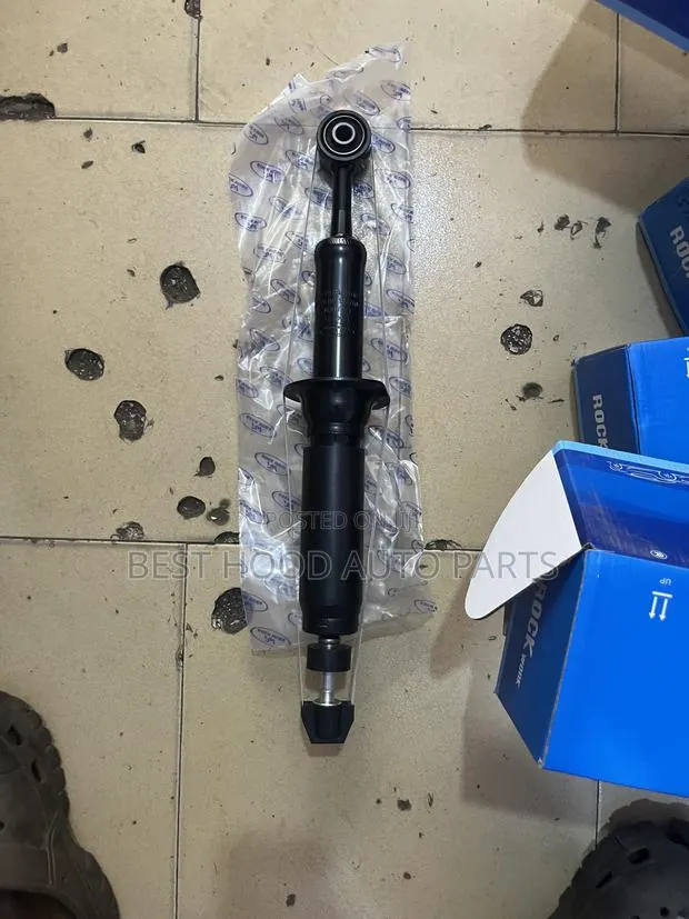 Toyota Hilux Shock Absorbers · Photo 1