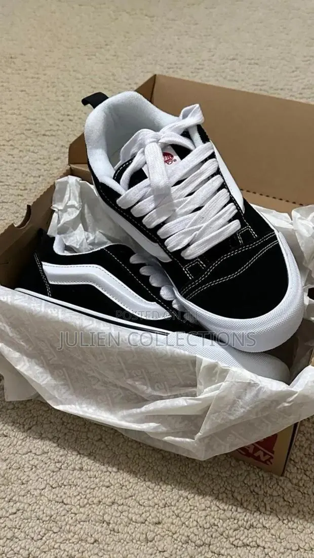 Kun Skool Vans · Photo 1