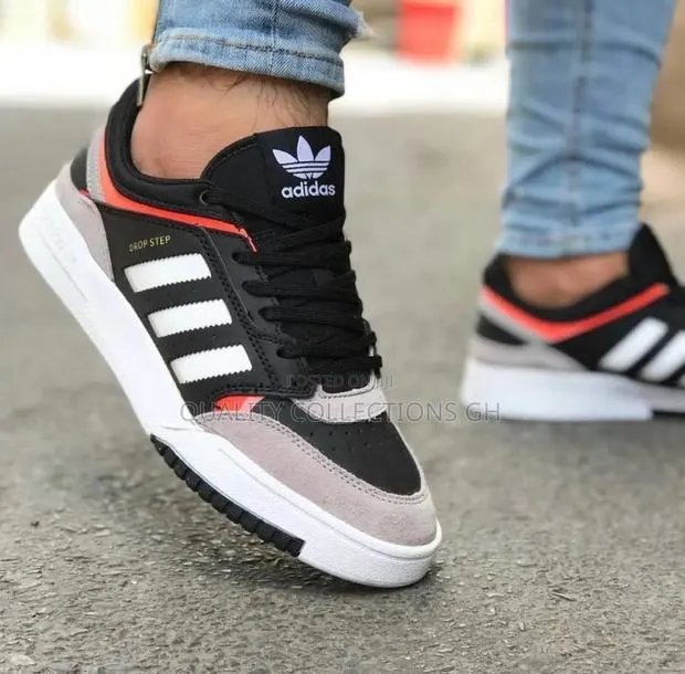 Authentic Adidas DropStep · Photo 1