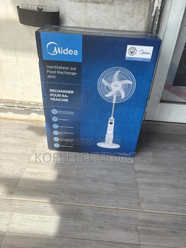 Perfect for Home Midea Rechargeable Fan 18" -White · Photo 1