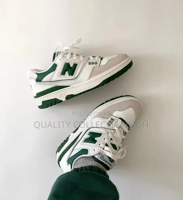 New Balance 550 Green and White · Photo 1