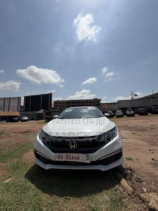 Honda Civic 2019 White · Photo 1