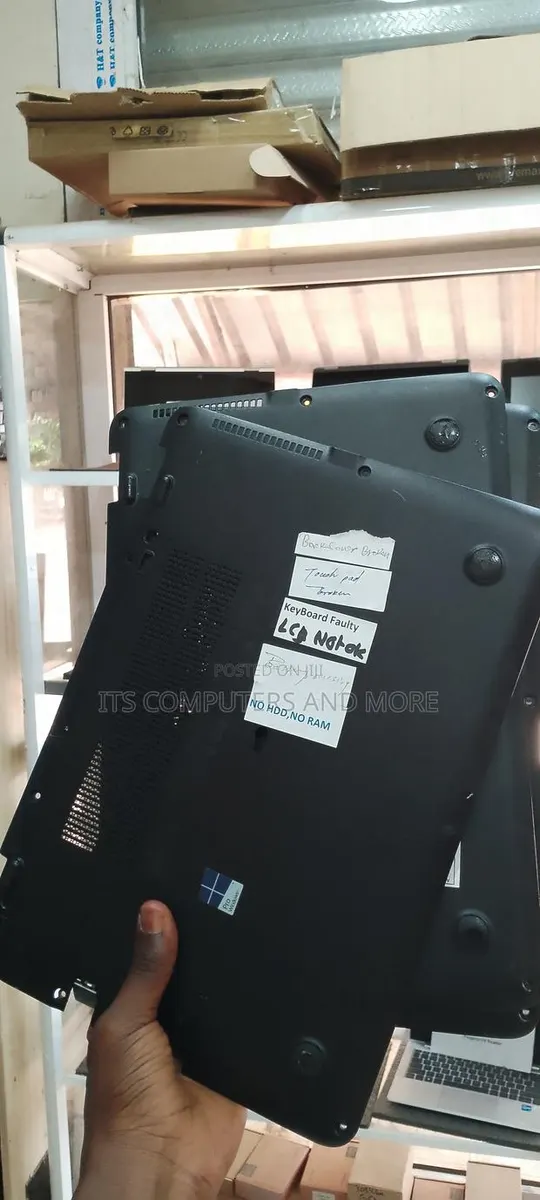 Hp Elitebook 840g3/840g4 Back Cover · Photo 1