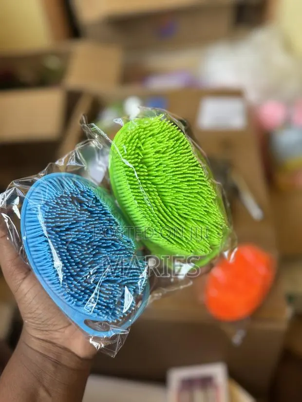 Silicon Body Scrubber · Photo 1