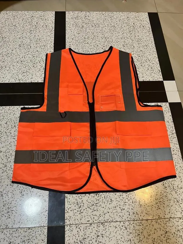 Reflective Safety Vest · Photo 1