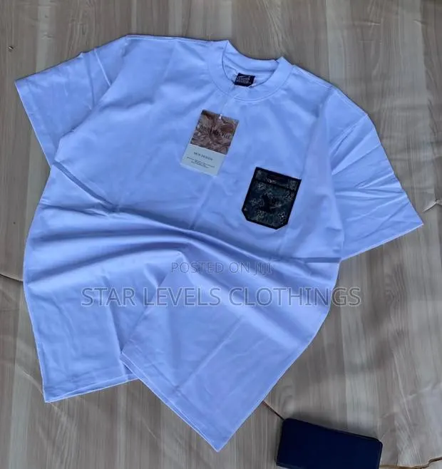 Plus Size Round Neck Shirts Available for Men · Photo 1