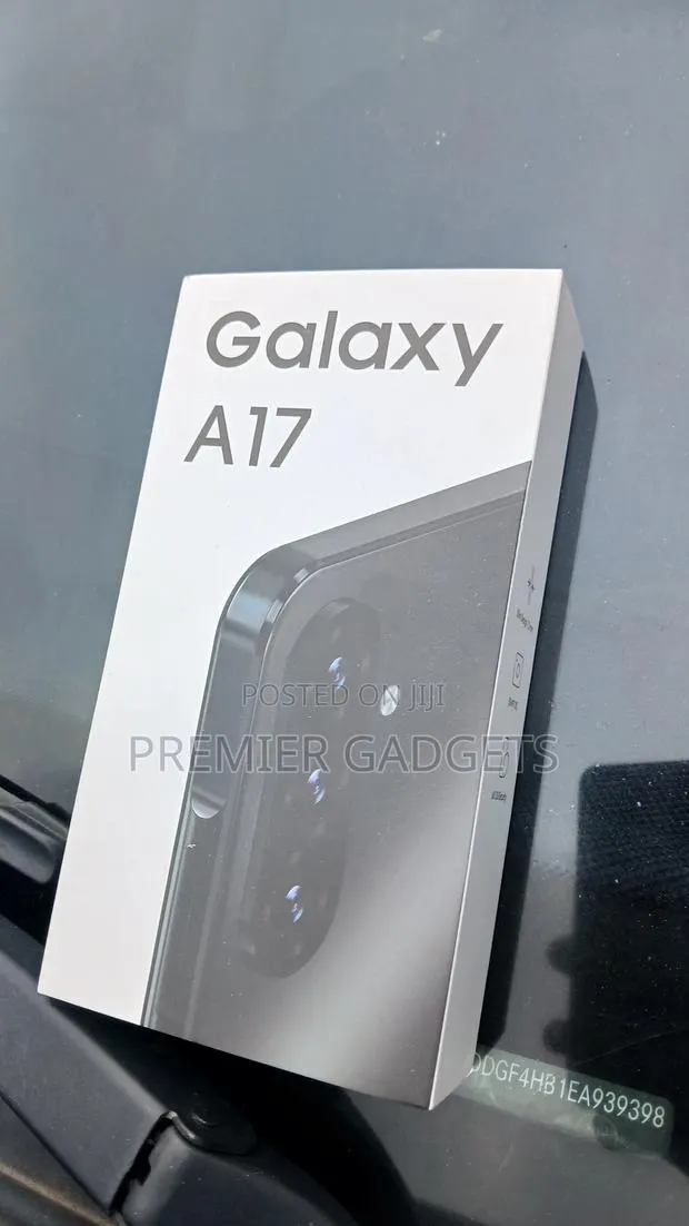New Samsung Galaxy A17 256 GB Gray · Photo 1