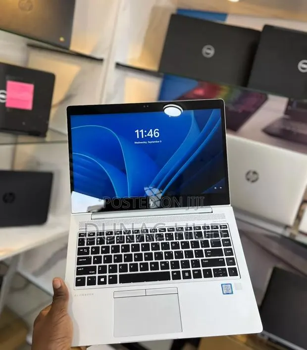Laptop HP EliteBook 840 G5 16GB Intel Core i7 SSD 256GB · Photo 1