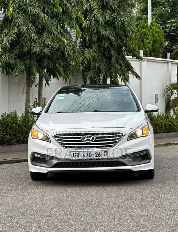 Hyundai Sonata Sport Sedan FWD (2.4L 4cyl 6A) 2017 White · Photo 1