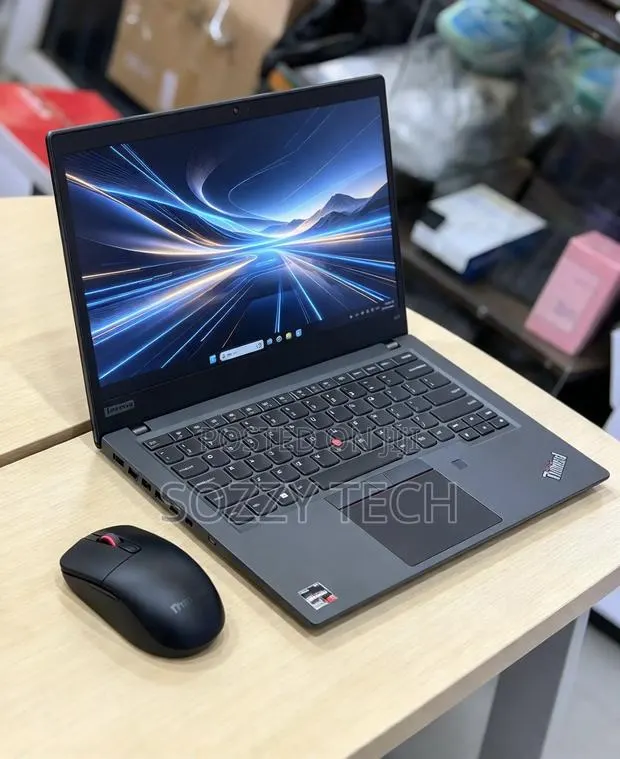 Laptop Lenovo ThinkPad T14 G2 24GB AMD Ryzen 7 SSD 512GB · Photo 1