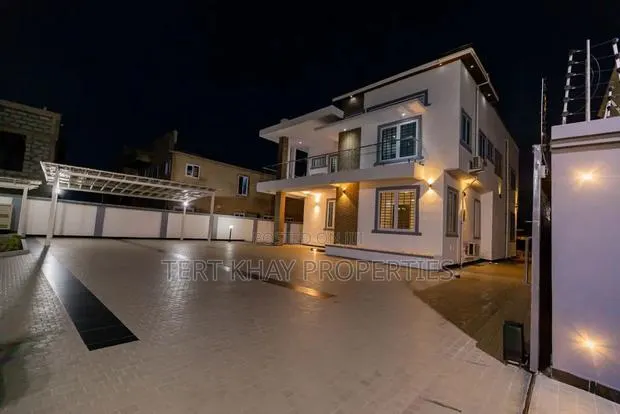 4bdrm House in Lashini, Lashibi for sale · Photo 1