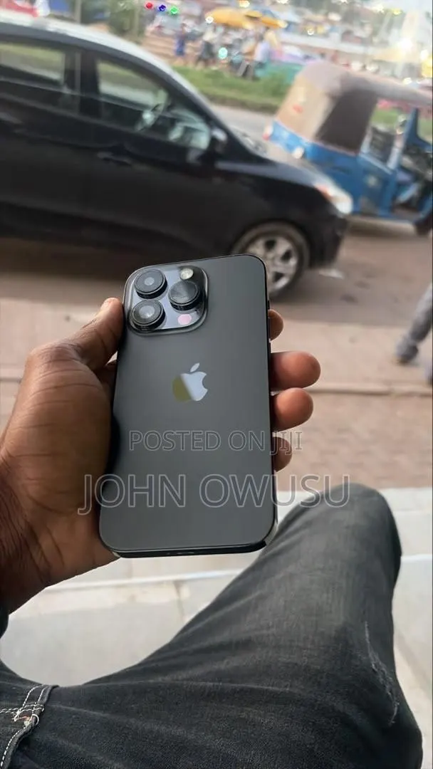 Apple iPhone 14 Pro 128 GB Black · Photo 1