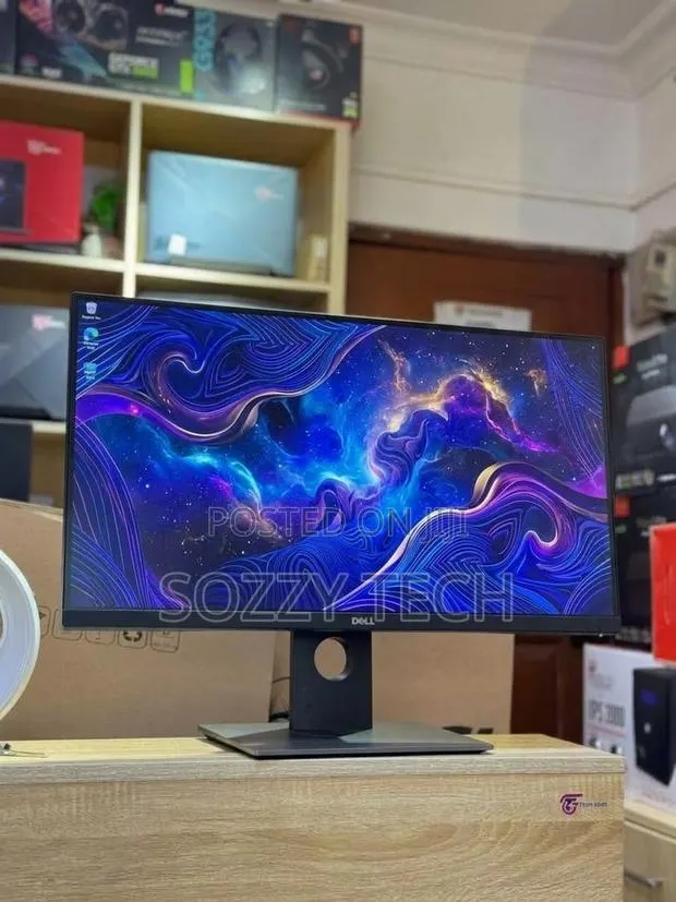 Dell UltraSharp U2917W 29" 2560x1080 60Hz IPS LED Monitor · Photo 1