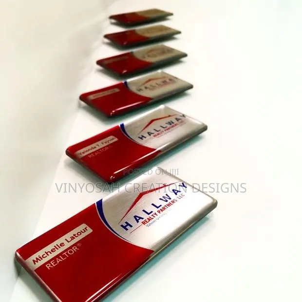Domain Name Tag With Branding · Photo 3