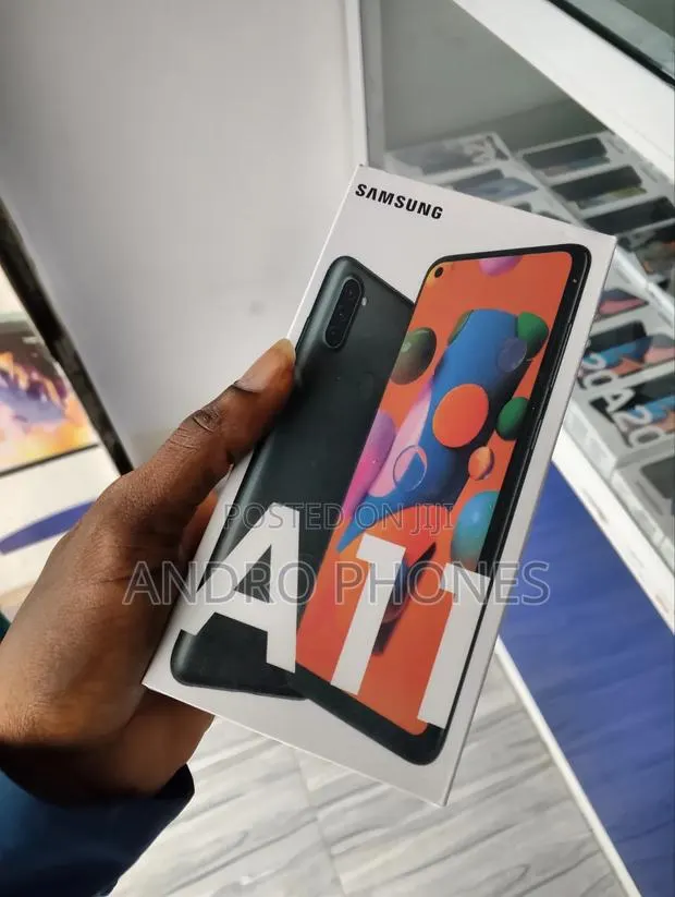New Samsung Galaxy A11 32 GB Black · Photo 1