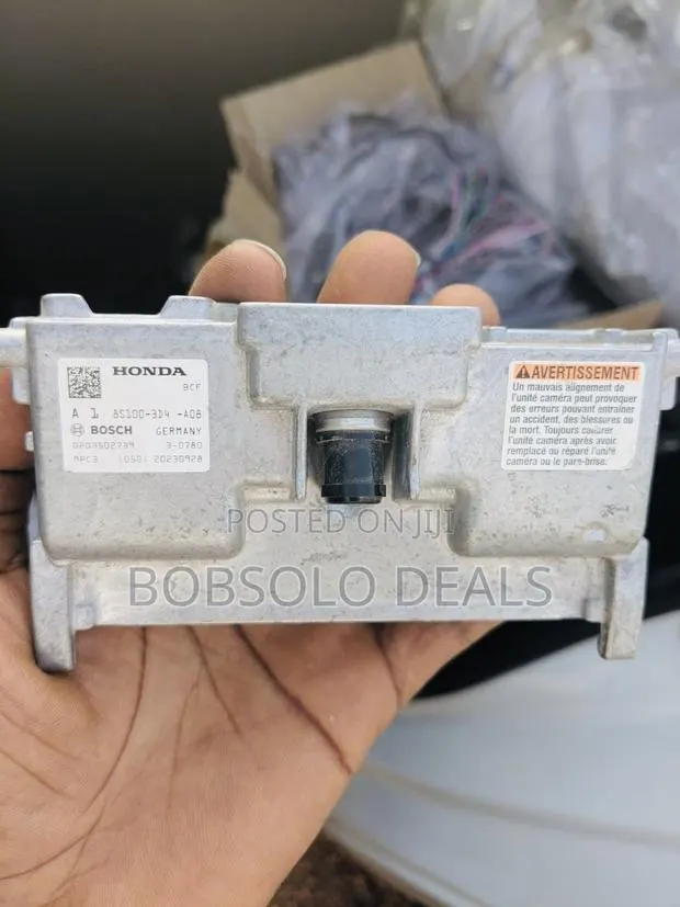 2023 Honda CRV Front View Windshield Radar Camera · Photo 1