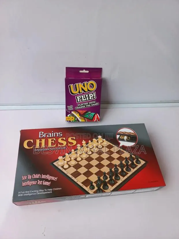 Chess + Uno Flip · Photo 1