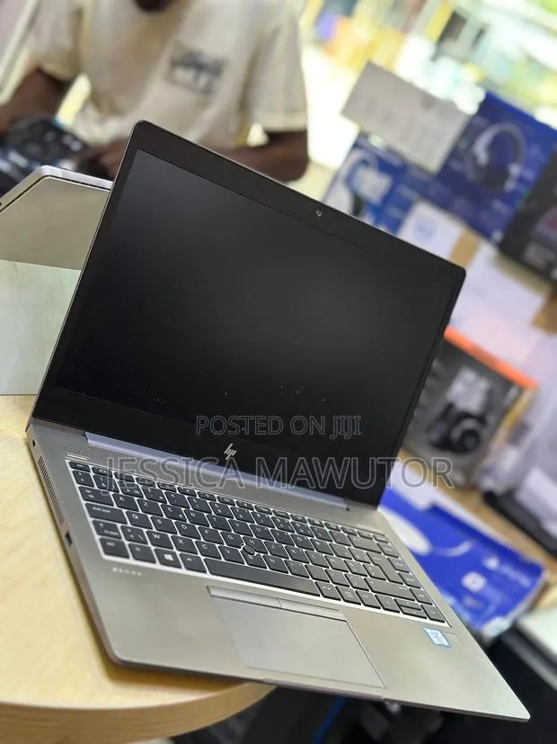Laptop HP ZBook 14u 16GB Intel Core I7 SSD 256GB · Photo 1