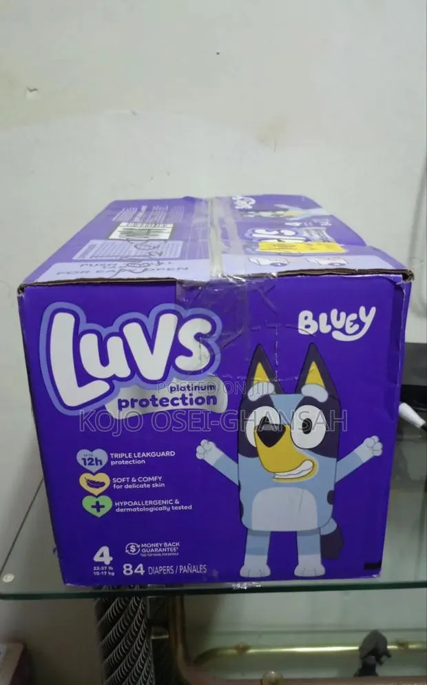 Luvs Bluey Platinum Protection · Photo 1