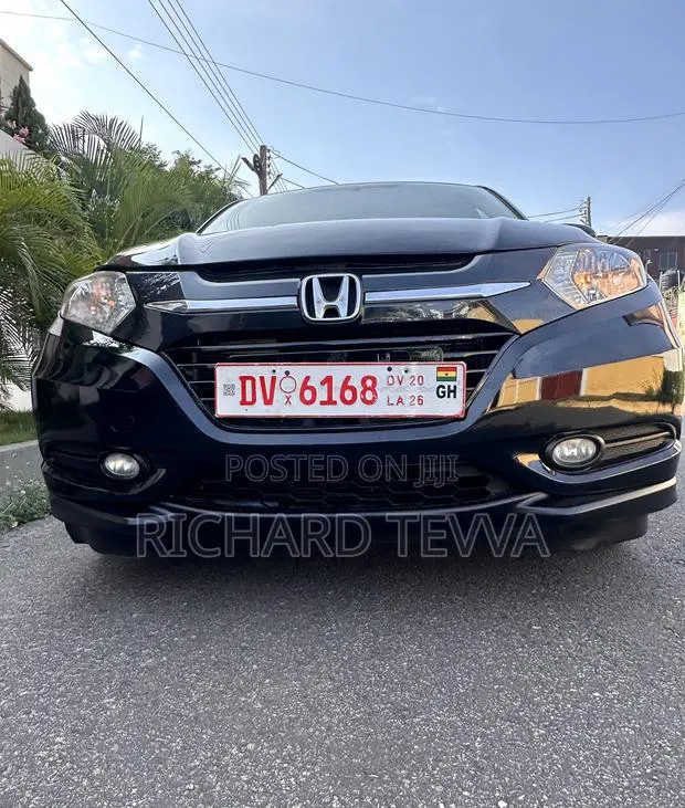 Honda HR-V EX AWD 2018 Black · Photo 1