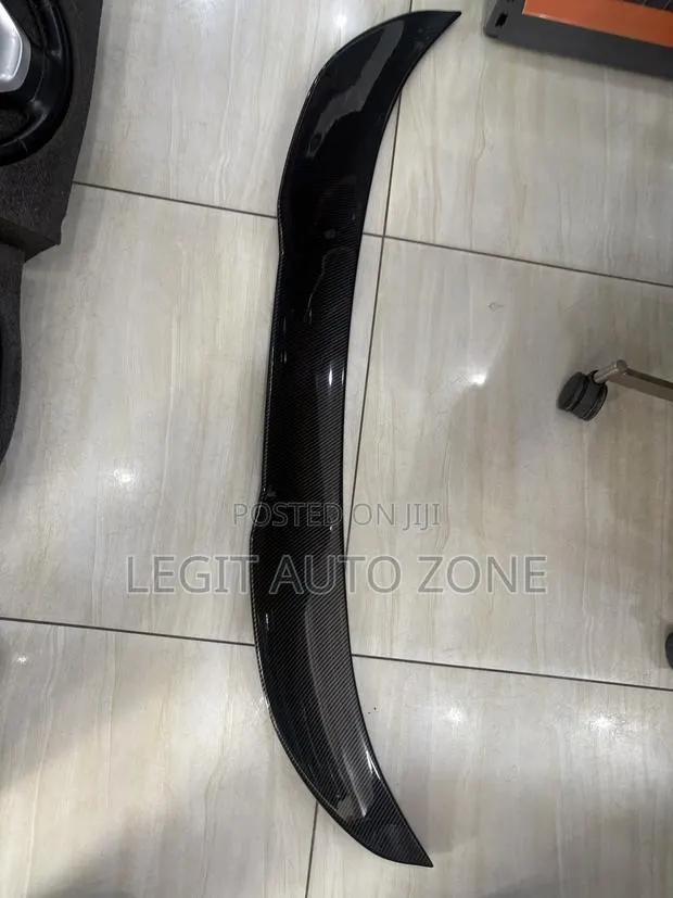 Mercedes Benz C300,C43, Boot Spoiler Available · Photo 1
