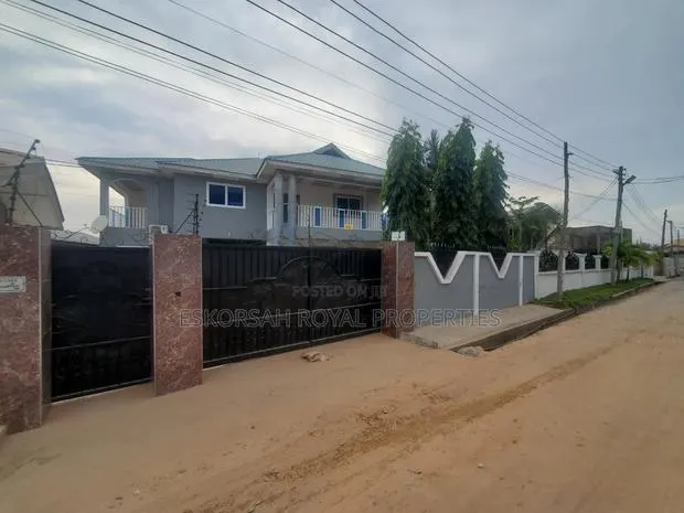 6bdrm House in Adjiringanor, Ability for rent · Photo 1