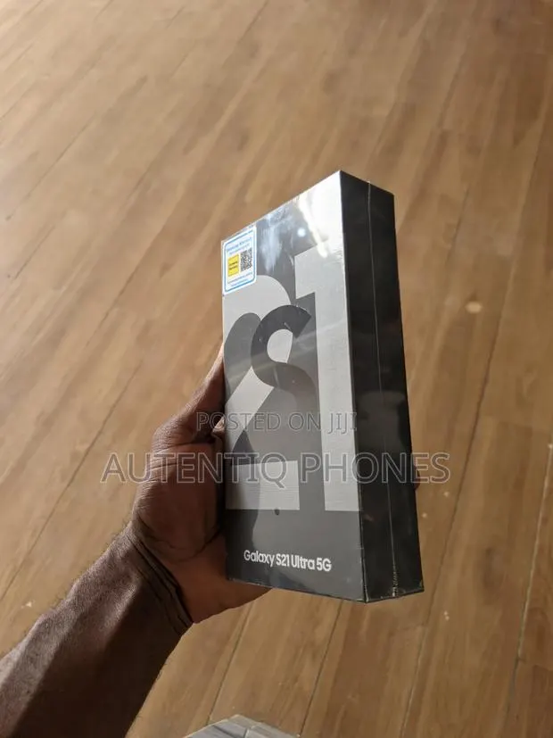 New Samsung Galaxy S21 Ultra 5G 128 GB Black · Photo 1