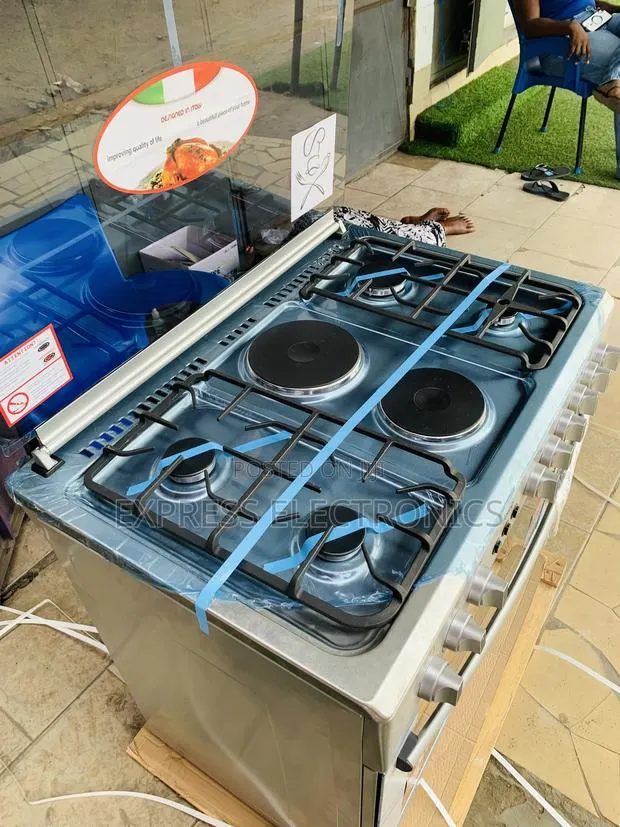 Limited Gas Electric Stove 4-2 60/90 Oven Rotisserie · Photo 1