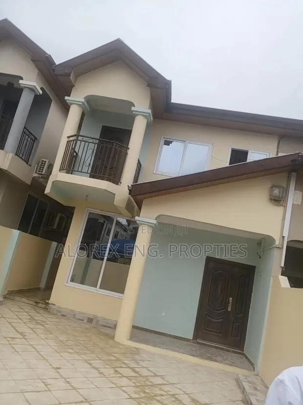3bdrm Duplex in Teiman, Abokobi, Pentecost for rent · Photo 1