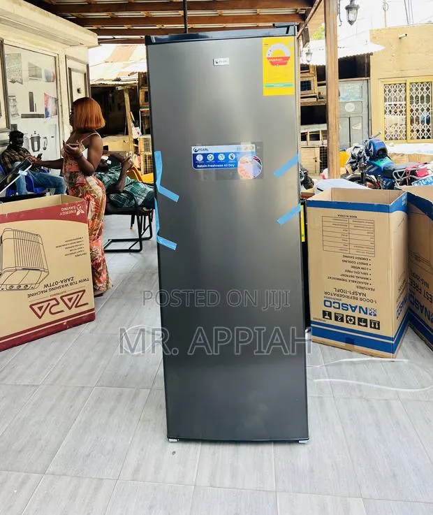Extra Chilling Pearl Single Door Upright Standing Freezer(Puf-370) · Photo 1